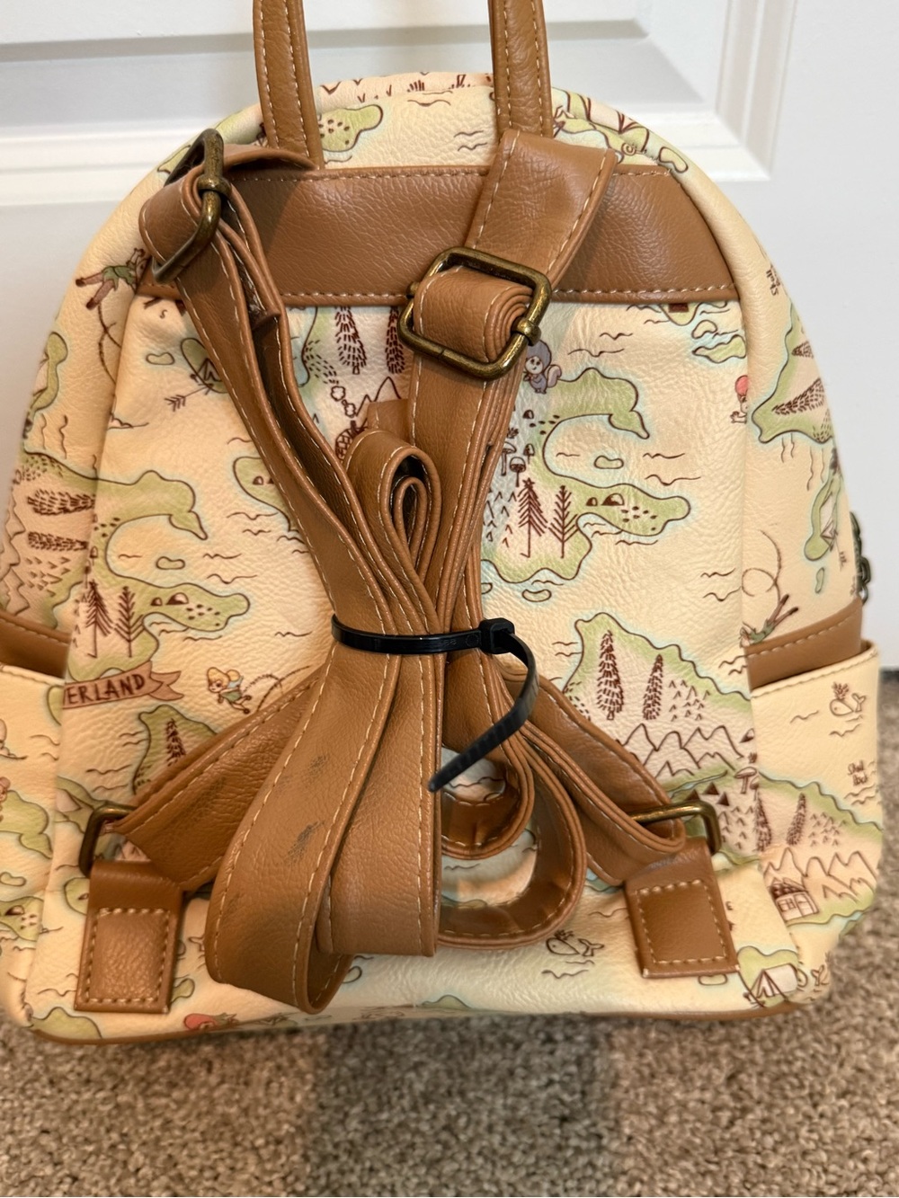 Loungefly Peter Pan Green Adventure Print backpack - Picture 3 of 4